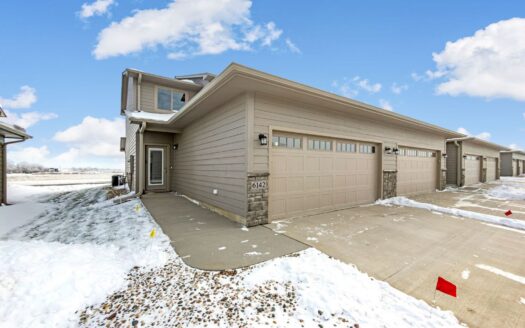 6142 Bison (End Unit)