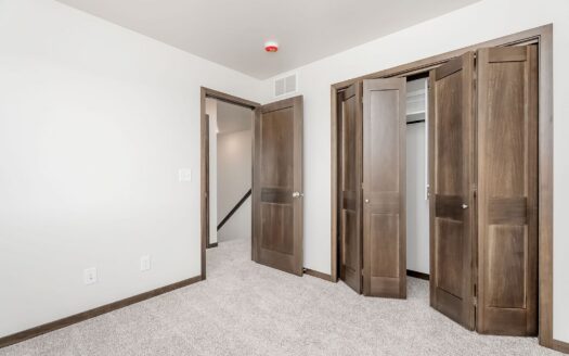 6147 Bison Pl. (End Unit)
